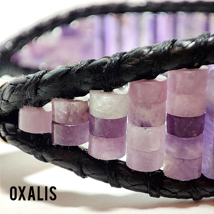 دستبند سنگ آمیتیست اصل دستبند اکسالیس سنگ تراش لوله ای و واشری آمیتیست اصل برزیل