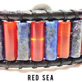 دستبند سنگی اصل لاجورد افغان و عقیق سرخ درجه یک تراش لوله ای یا چرم طبیعی دستبند دریای سرخ