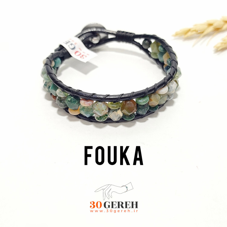 دستبند سنگی و چرم عقیق خزه ای تراش استار و تراش واشری در دستبند فوکا