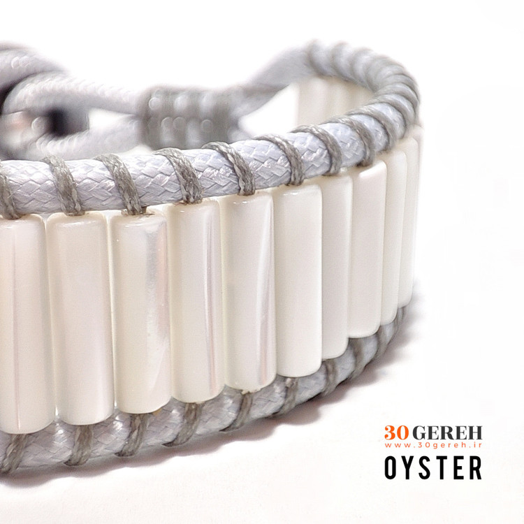 دستبند صدف اصل تراش استوانه ای خاص با چرم طوسی