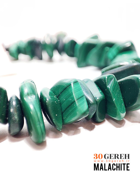 دستبند سنگ اصل معدنی مالاکیت درجه یک تراش نامنظم سایز درشت سنگ مالاکیت
