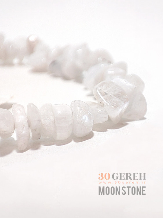 دستبند سنگی مون استون اصل معدنی تراش نامنظم دستبند چیپسی مونستون